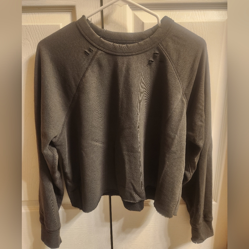 Aerie distressed cropped sweatshirt, size small in dark gray.